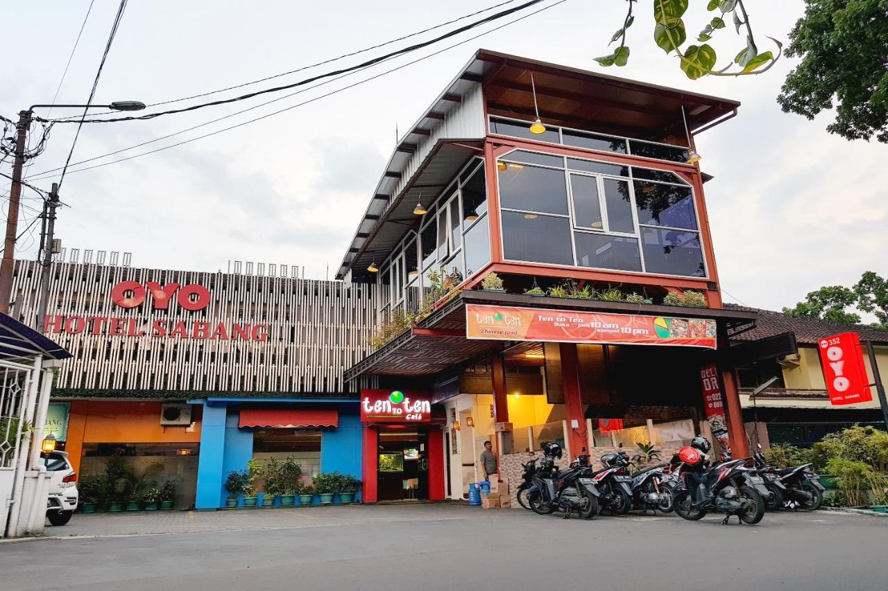 Vaccinated Staff - Oyo 352 Homestay Sabang 반둥 외부 사진